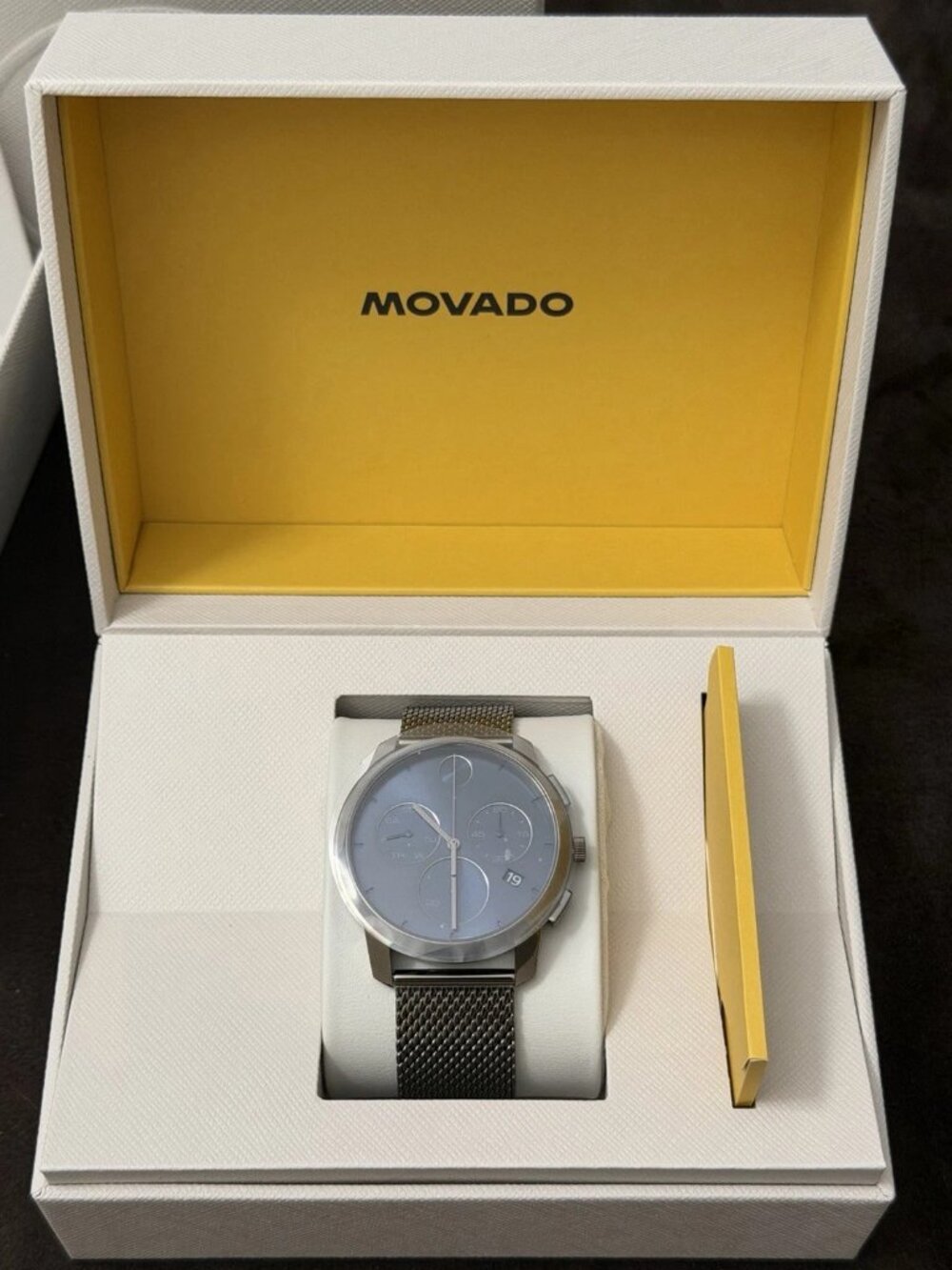 Movado Bold Men's Quartz Analog Watch Blue Dial Gray Mesh Date 30m Box Papers